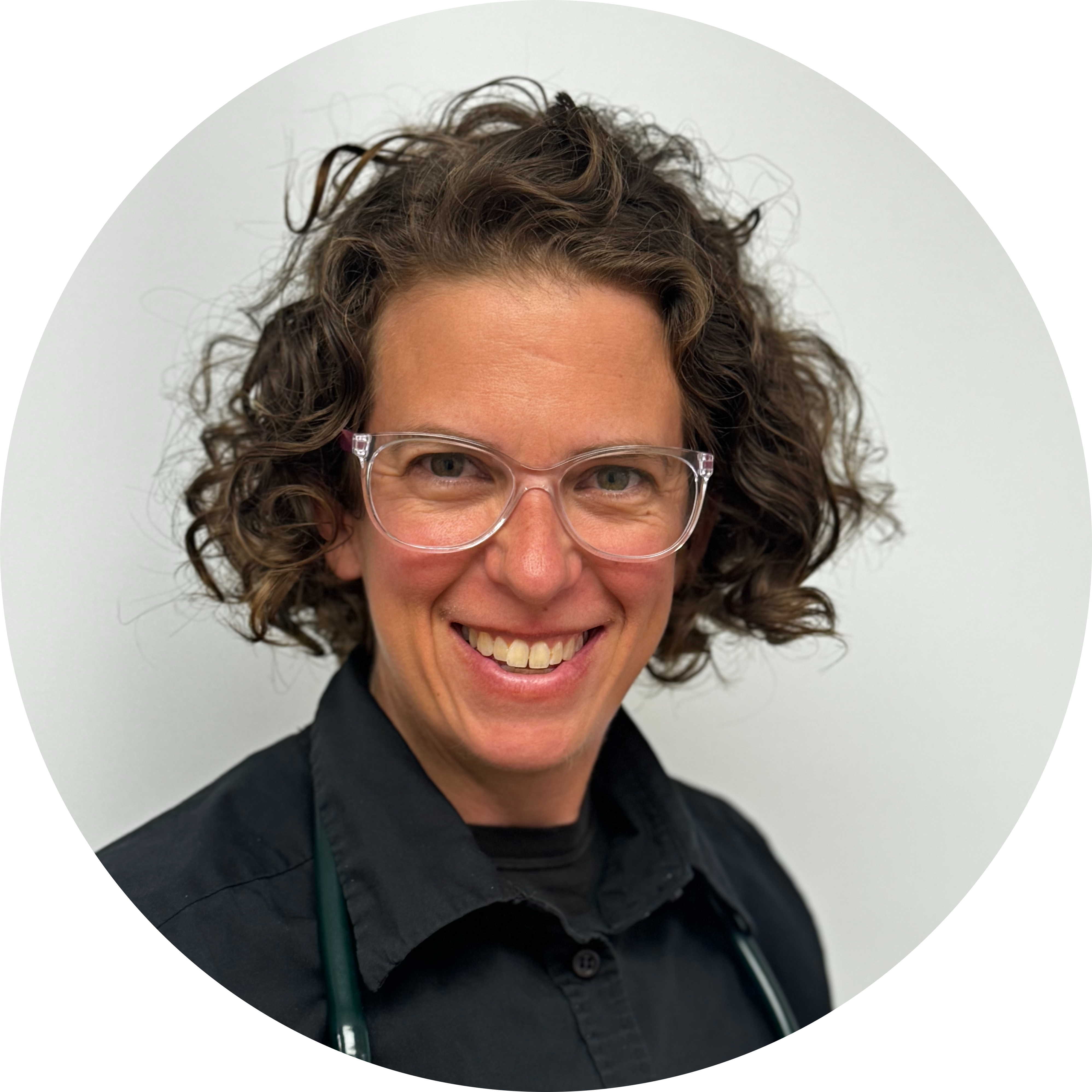 Anna P headshot_-modified (1).png